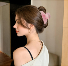 将图片加载到图库查看器,Medium Hair Claw Clips for Women, Strong Hold Non Slip Claw Clips, Jelly Marble Pink and Ivory Hair Clips for Thin Medium Thick Hair, French Jaw Clips Hair Accessories for Women Girls 2 Pack 3.3 Inch