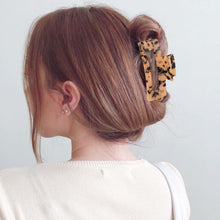 Load image into Gallery viewer, IVYU Hair Clip for Women-Elegant Tortoise Leopard Square Claw Clips - Ivyu Beauty