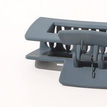 Load image into Gallery viewer, Ivyu Large Plastic Matte Jumbo Nonslip Claw Hair Clips - Ivyu Beauty