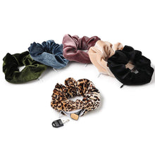 Load image into Gallery viewer, Ivyu Velvet Pocket Scrunchies with Zipper Stash Scrunchy Hair Ties - Ivyu Beauty