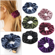 Load image into Gallery viewer, Ivyu Velvet Scrunchies With Pocket Zipper Hair Ties - Ivyu Beauty