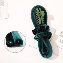 Load image into Gallery viewer, IVYU Tiktok Hair Curlers Rollers For Long Heatless Curling Rod Headband Ribbon No Heat Hair Roller Kit Tool You Can Sleep In Soft Foam Curling Rods Hair Rollers Overnight for Women - Ivyu Beauty