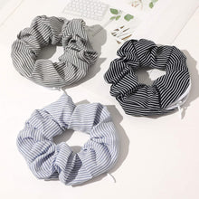Load image into Gallery viewer, Ivyu Scrunchies With Pocket Zipper Hair Ties - Ivyu Beauty