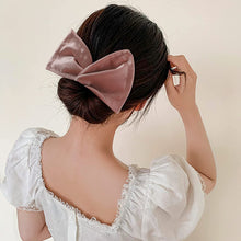 将图片加载到图库查看器，Ivyu Deft Bun Maker for Hair - Magic Diy French Twist Wire Hair Bun Maker Clip Fast Bun Hair Tool Accessories For Women Girls Large Elastics Hair Bands Bow Scrunchies Chignon Maker No Damage Hair Ties - Ivyu Beauty
