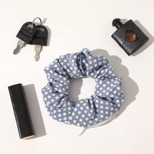 将图片加载到图库查看器，Ivyu Scrunchies With Pocket Zipper Hair Ties - Ivyu Beauty
